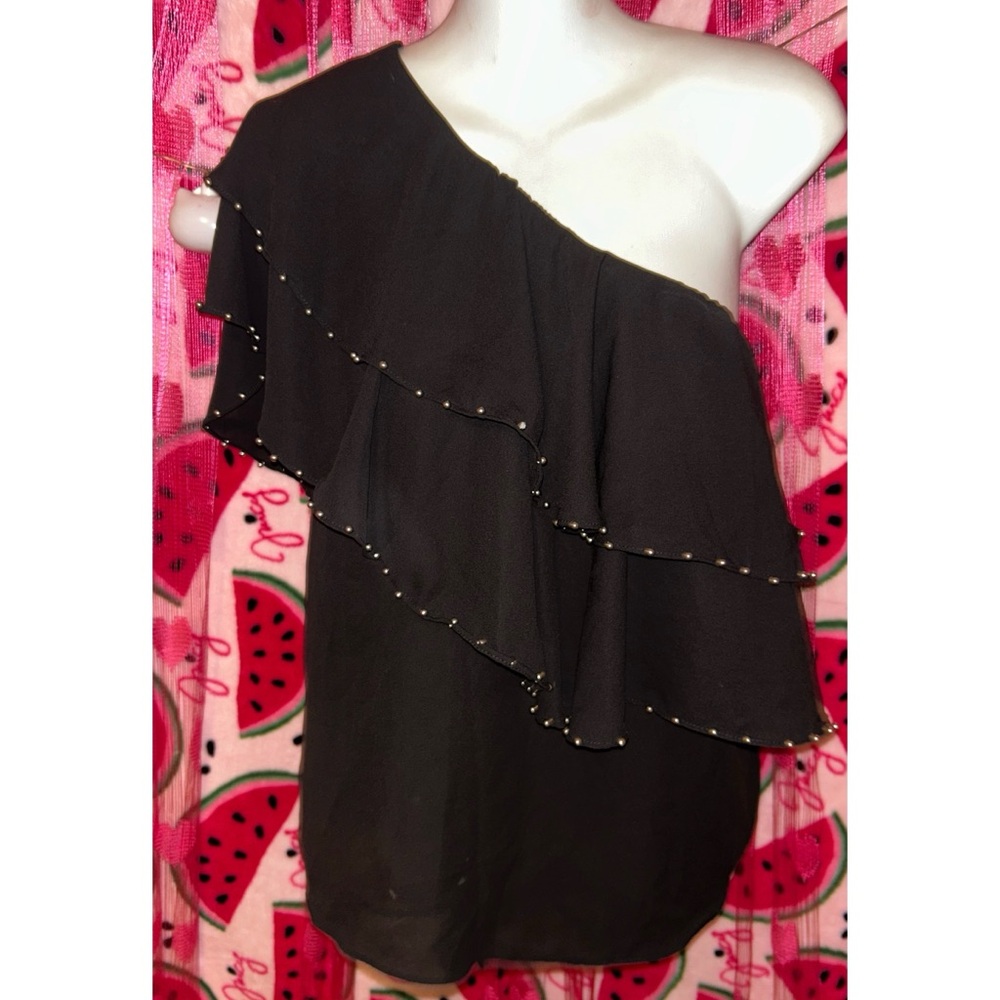 🖤 Lucky Brand One Shoulder Studded Top